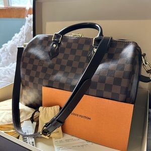 Brand new Authentic Louis Vuitton Speedy 30 Bandouliere